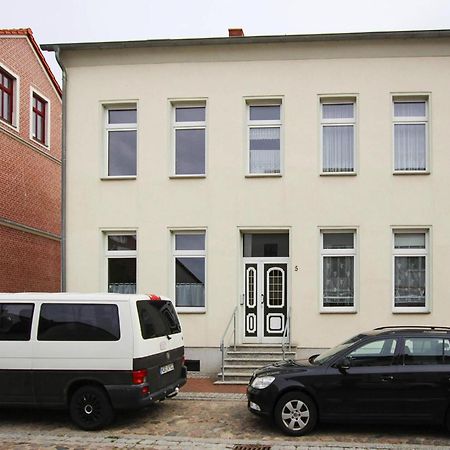 Apartment In Malchow With Terrace Malchow (Mecklenburg-Vorpommern) Exterior foto